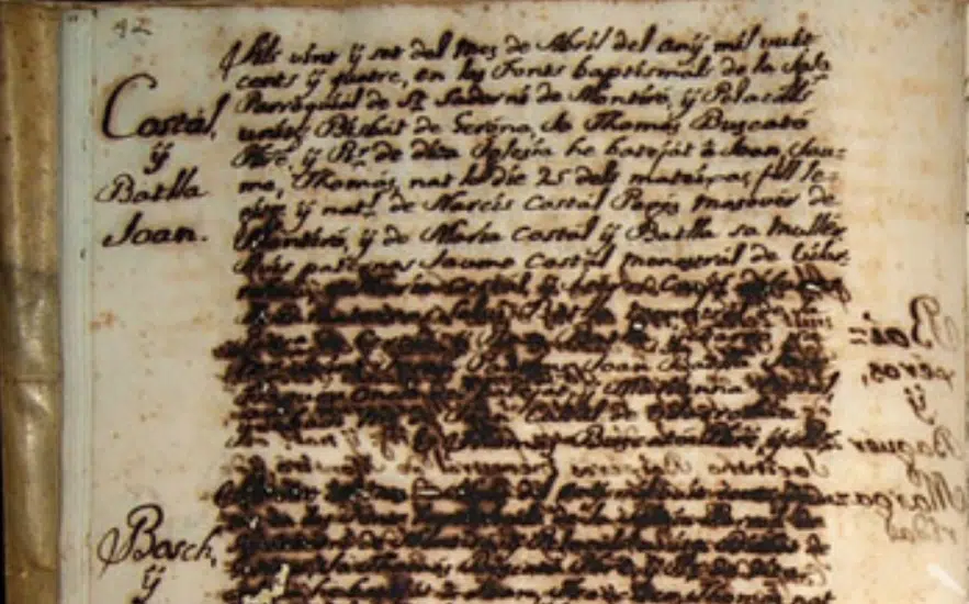 TEXTO ILEGIBLE